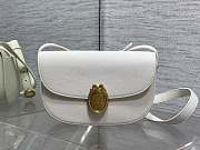 Dior Medium Médaillon Flap Bag White Calfskin 23x16x6.5cm - 1