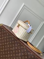 Louis Vuitton Nice Mini Banana Yellow 20x13.5x12cm - 4