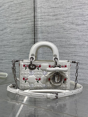 Dior Dioramour Lady D-Joy Micro Bag White 16x5.5x10cm
