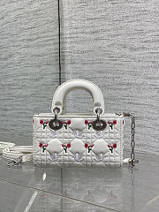 Dior Dioramour Lady D-Joy Micro Bag White 16x5.5x10cm - 3