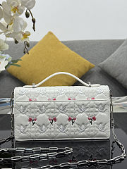 Dior Dioramour My Mini Bag White 21x11.5x4.5cm - 2