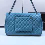 Chanel Maxi Flap Bag XXL Caviar Blue Silver 46x27x13cm - 2