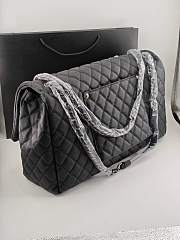 Chanel Maxi Flap Bag XXL Caviar Black Silver 46x27x13cm - 2