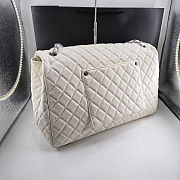 Chanel Maxi Flap Bag XXL Caviar White Silver 46x27x13cm - 2