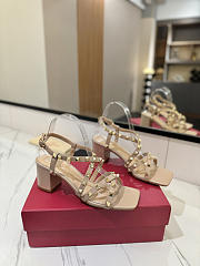 Valentino Garavani Rockstud leather sandals beige 7cm - 1