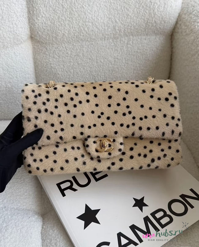 Chanel Medium Flap Bag Light Beige Calf Hair Gold 25cm - 1