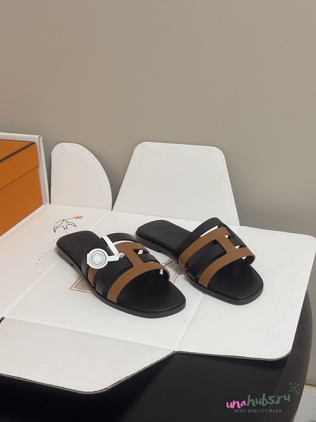 Hermes Amore Sandals - 1