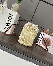 Loewe Square pocket in iraca palm and calfskin 20x16x5cm - 4