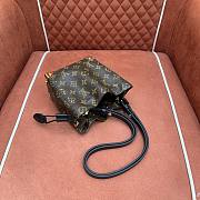 Louis Vuitton Nano Noé Trunk 17x15x8cm - 2
