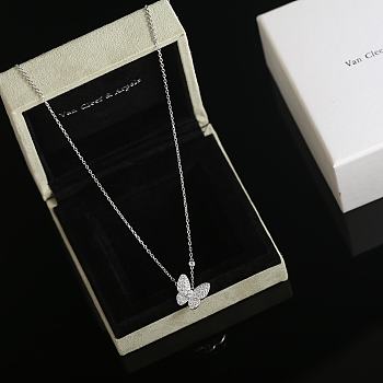 Van Cleef & Arpels Necklace 02