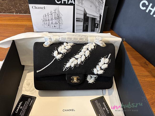 Chanel Flap bag black gold 25cm - 1