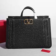 Valentino Garavani Raffia Calfskin Vlogo Tote Naturale Saddle Black 48cm - 1