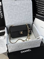 Chanel Flap Bag Black 22x12x4cm - 1