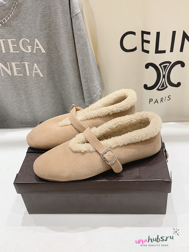 ALAÏA Shearling ballet flats  - 1