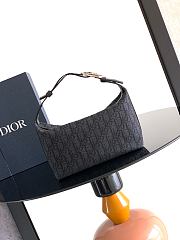 Dior Jett Pouch Black Oblique Jacquard 23x13x11cm - 4