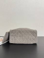 Chanel medium 25 handbag grey suede 40x30x15cm - 2