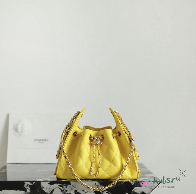 Chanel Mini 25 Handbag yellow caviar 22x20x12.5cm - 1