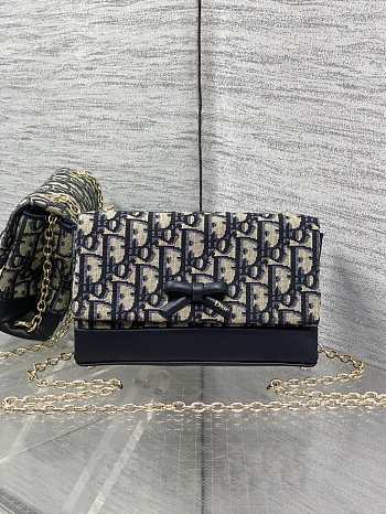 Dior Oblique Bow Pouch bag 21x11.5x7cm