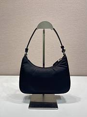 Prada Re-Edition 2005 Re-Nylon Saffiano silver bag 22x18x6.5cm - 3