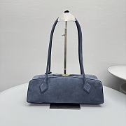 Alaïa Le Teckel Medium Bag In Nubuck blue 32x13x10cm - 3