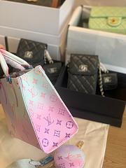 Louis Vuitton Onthego PM pastel 2022 M59856 - 4