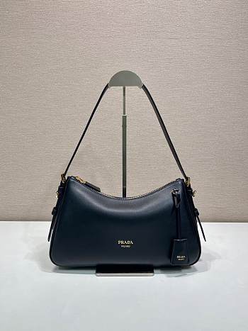 Prada Aimée leather shoulder bag Black 31x18x10cm