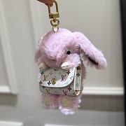 Louis Vuitton Cute Bunny Bag pink Charm - 4