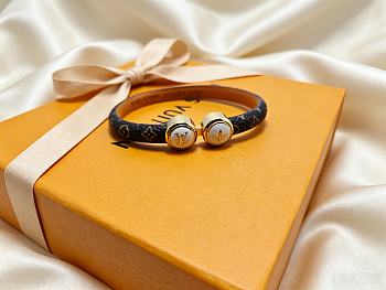Louis Vuitton Blooming Bracelet