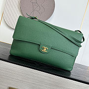 Chanel 26S Flap Bag MAXI Gold Green 39cm - 1
