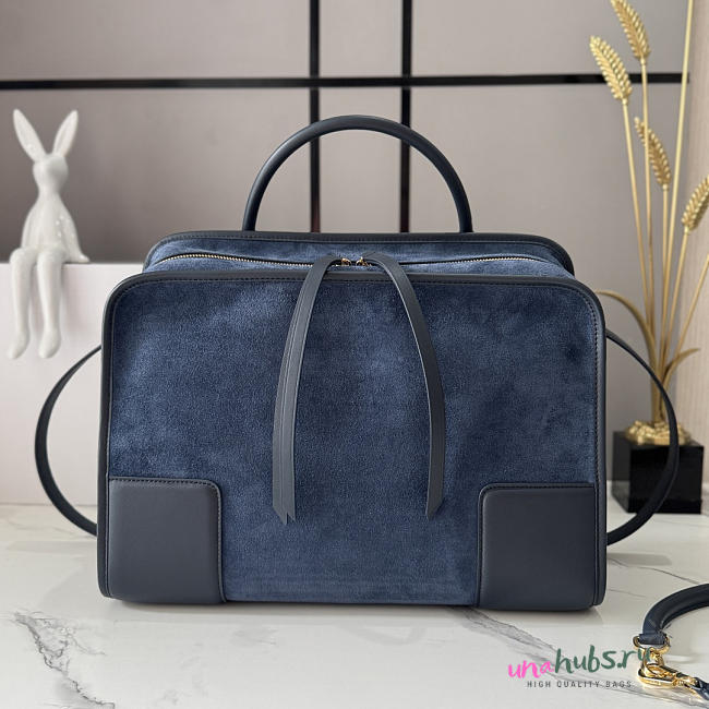 Loewe Large Amazona 180 bag in suede 34.5x27x14cm - 1