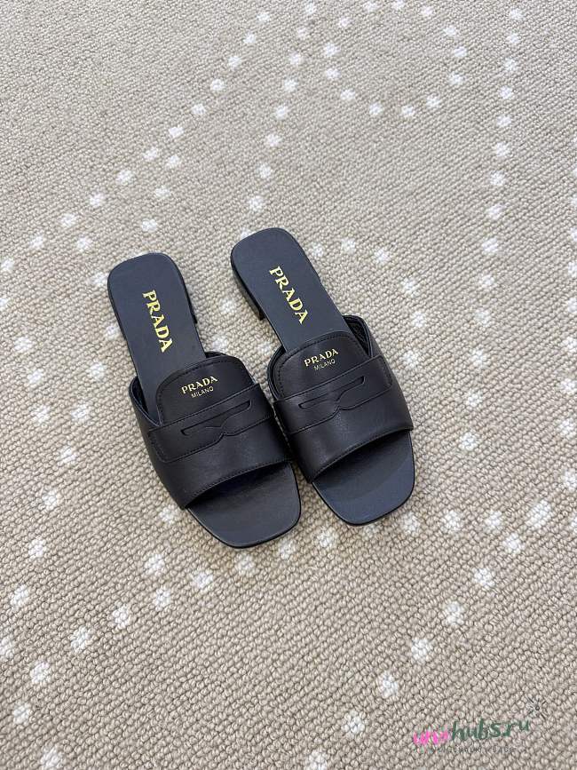 Prada Leather slide sandals black - 1