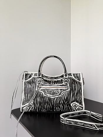 Balenciaga Le City Bag Medium in white snow 38.5x24x15cm
