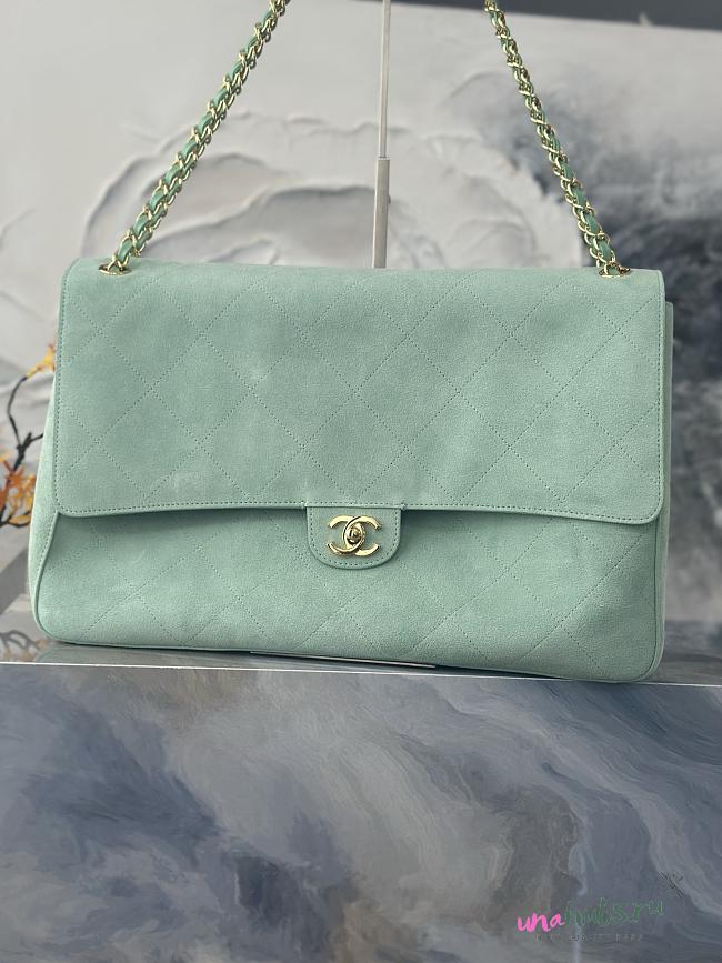 Chanel 26S Flap Bag MAXI suede Green 39cm - 1
