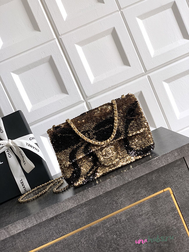 Chanel Small Sequin Flap Bag Black & Gold 20cm - 1
