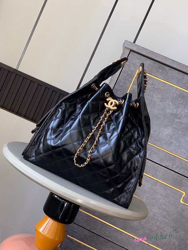 Chanel Medium 25 handbag Black Lambskin gold 40x30x15cm - 1