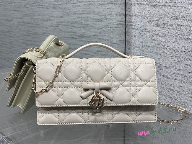 Dior My Mini Bag White Cannage Lambskin 21x11.5x4.5cm - 1