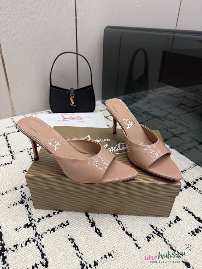 Christian Louboutin Miss Z Mule 100 mm Mules Patent Blush  - 1