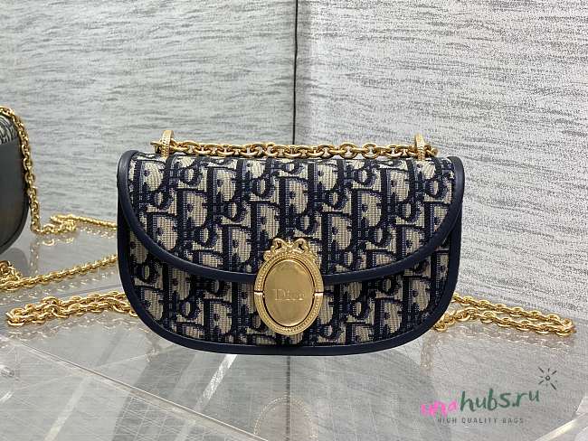 Dior Small Médaillon Flap Bag with Chain Blue 21x12x5.5cm - 1