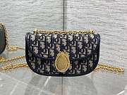 Dior Small Médaillon Flap Bag with Chain Blue 21x12x5.5cm - 1