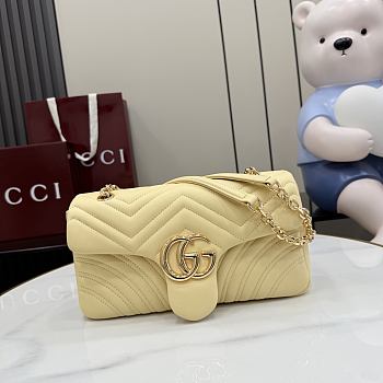 Gucci GG Marmont medium shoulder bag Light yellow 26x15x7cm