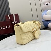 Gucci GG Marmont medium shoulder bag Light yellow 26x15x7cm - 4