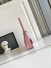 Prada Re-Edition 2005 Saffiano Leather pink 22x18x6cm - 5