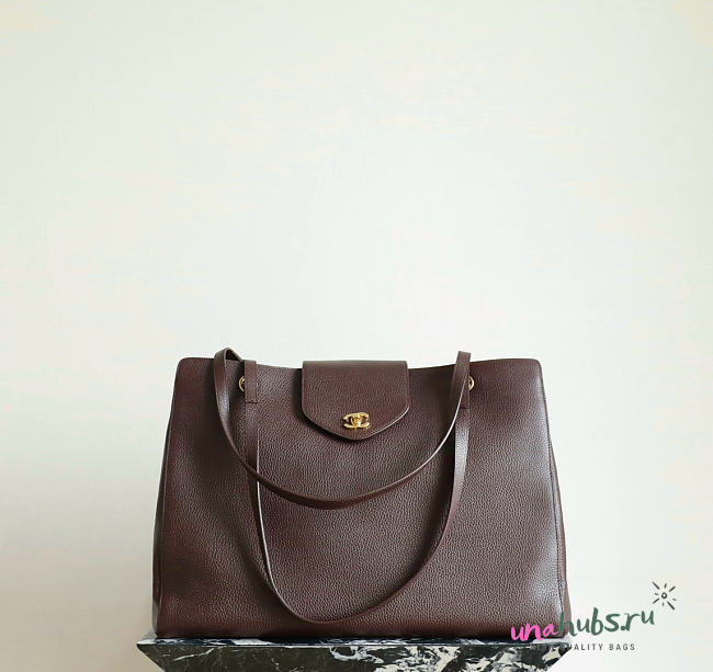Chanel Large shopping bag Calfskin brown & Gold 46x36x20cm - 1