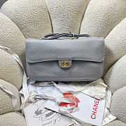 Chanel Maxi Flap bag Calfskin Gold-Tone Gray 32x19.5x10cm - 1