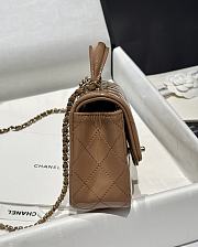 Chanel Top Handle Caramel patent 20cm - 5