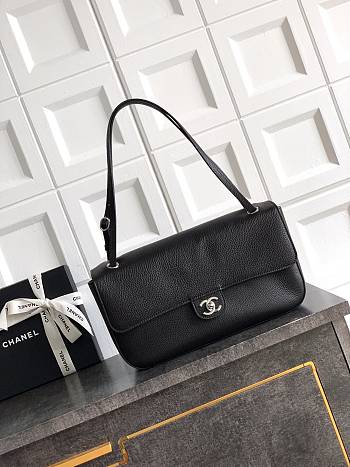 Chanel Maxi Flap bag Calfskin Silver Black 32x19.5x10cm