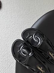 Chanel Sandals in Black Crumpled Shiny Lambskin - 4