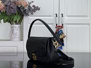 Louis Vuitton Pochette Métis Soft PM Black 25x15x5cm - 4