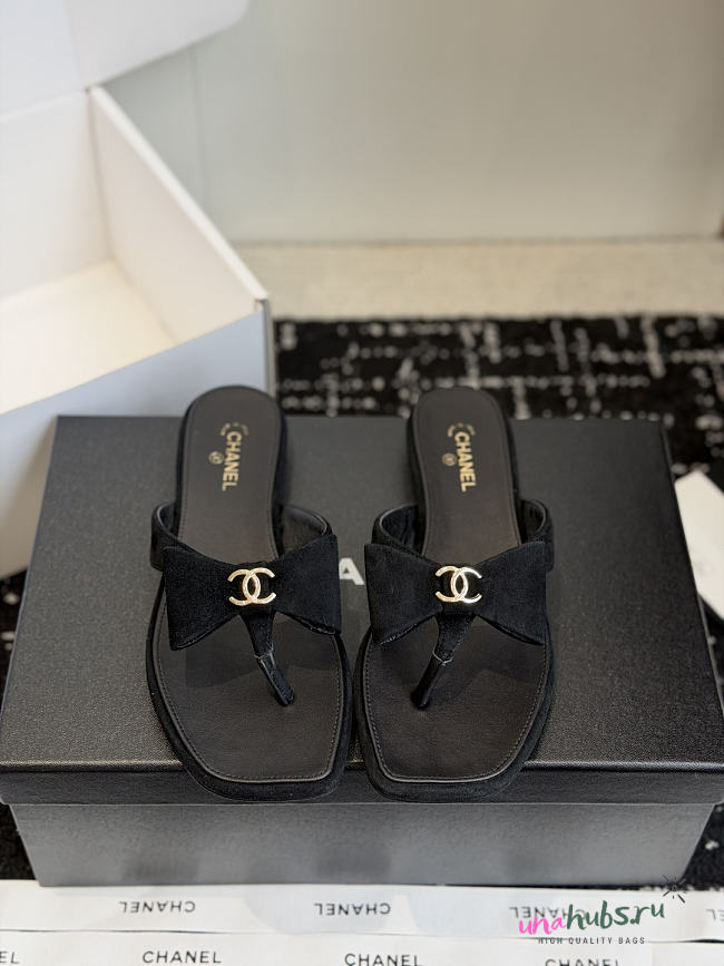 Chanel thong sandals black - 1