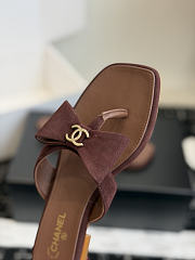 Chanel thong sandals brown - 4